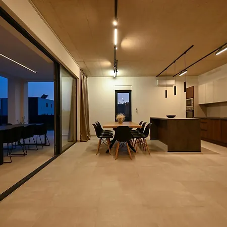 Villa Sempervivum 3 With Heated Pool Kastela