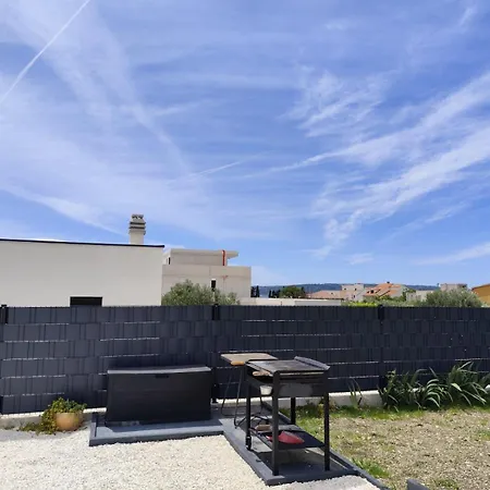 Villa Sempervivum 3 With Heated Pool Kastela